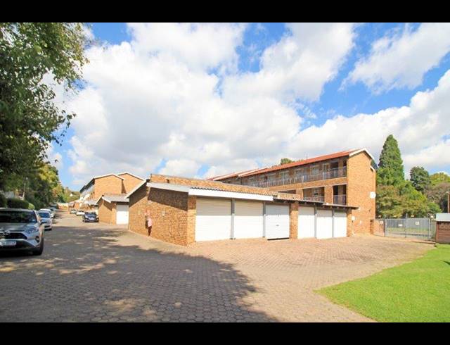 2 BEDROOM APARTMENT FOR SALE IN ROBINDALE